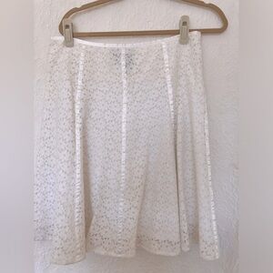 Jones New York Signature Lace skirt white Size 10 used